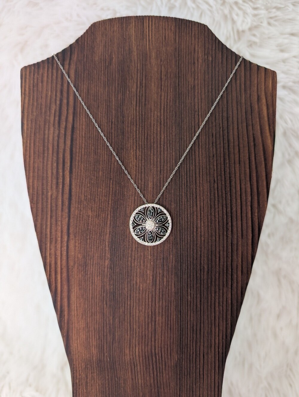 Swarovski Crystal Silver Necklace NWT